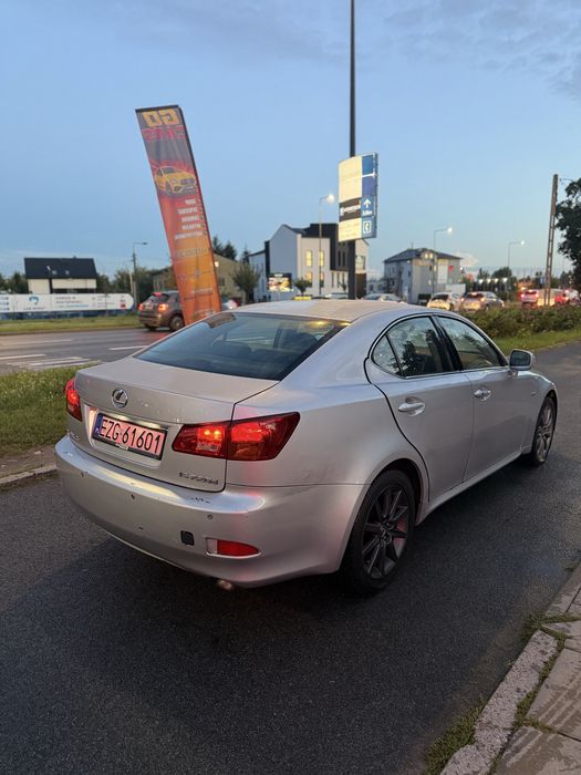 Lexus IS220D / 2.2diesel / klima / manual