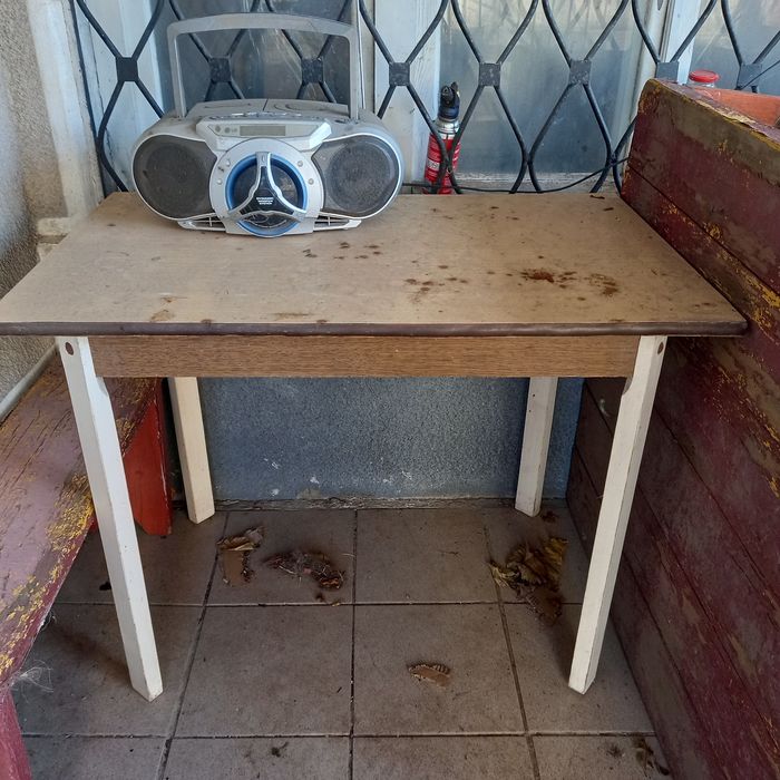 Столы обеденные,  б/у