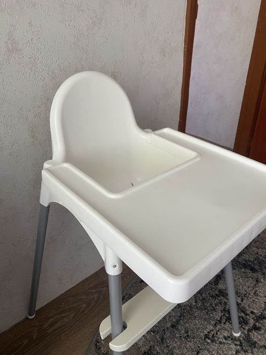 Столик від Ikea