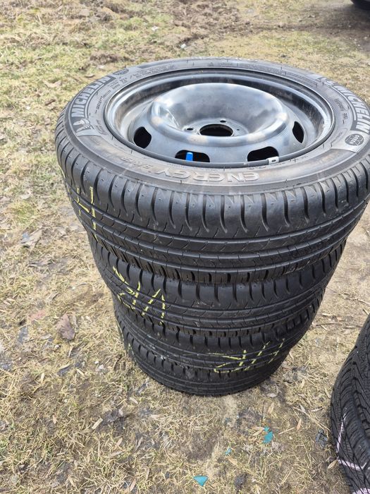 Felgi 4x108 z oponami 185/60 R15