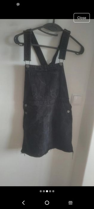 Jardineiras Pretas (Bershka)