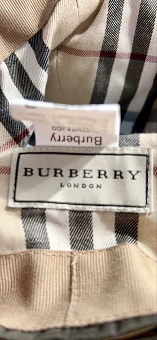 Boina Burberry em verde tropa escuro