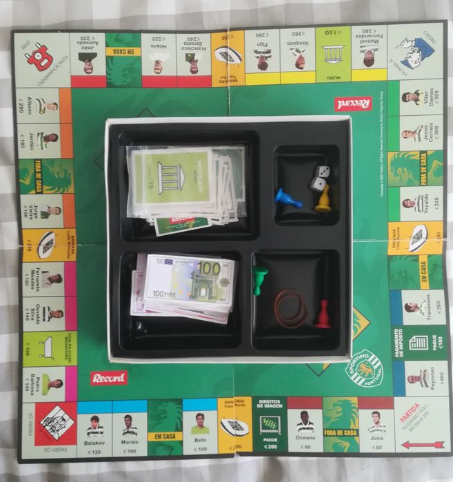Vários jogos, 10€ cada.