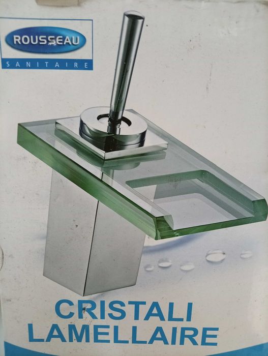 Torneira Cascata - em vidro (Nova)