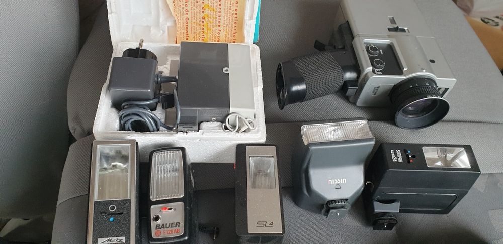 Kolekcja starych aparatów