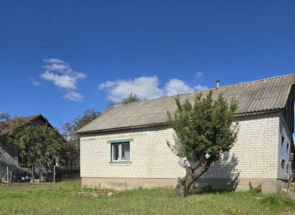 Продам будинок в селі