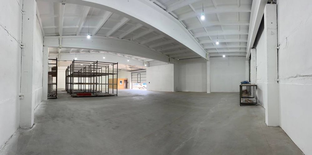 Склад, складське приміщення, рампа