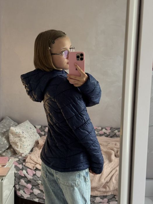 Курточки, безрукавки для дівчаток