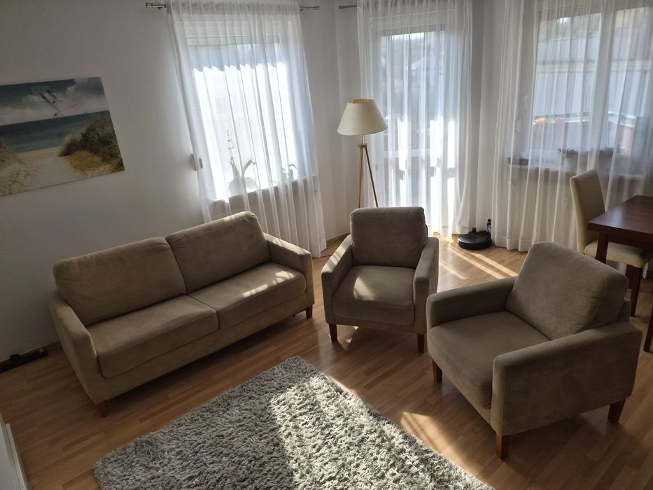 Komplet mebli wypoczynek (kanapa i dwa fotele) używane