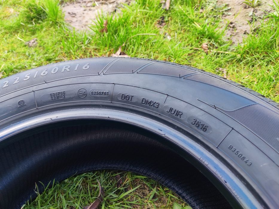 Opona Dunlop SP winter sport 3D 225/60/16