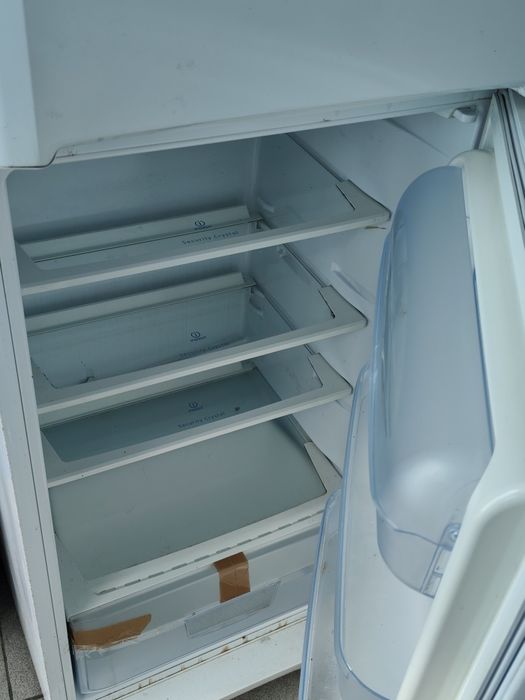 Frigorífico Indesit