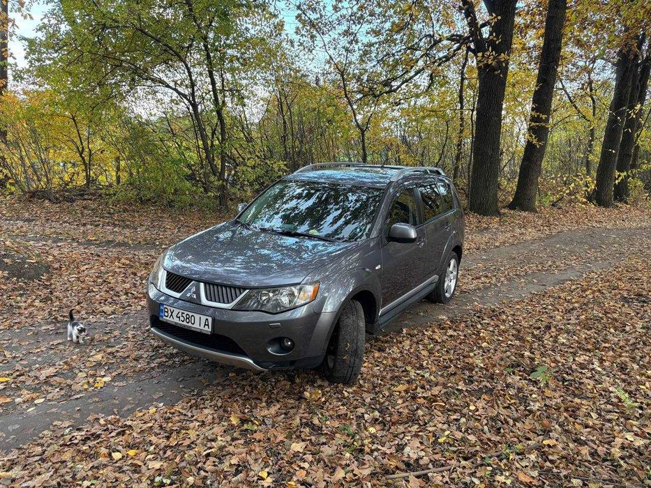 Продам аутлендер XL