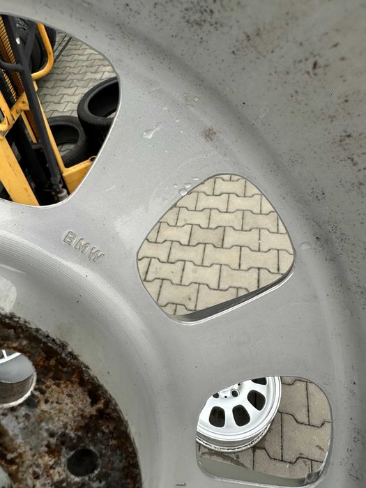 Felgi aluminiowe BMW OE seria 3 E36 E46 7.0" x 16" 5x120