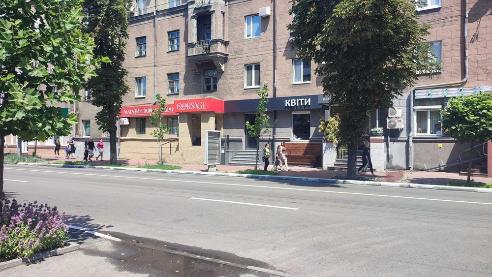 Оренда приміщення. Перехрестя Соборна / Небесної сотні