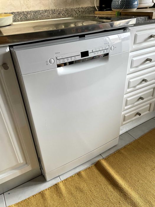 Máquina louça Bosch SMS2ITW33E