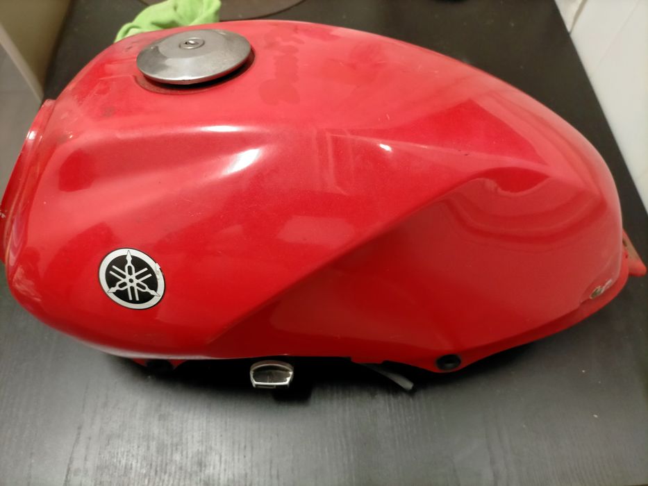 YBR 125 2006 desmontada para peças