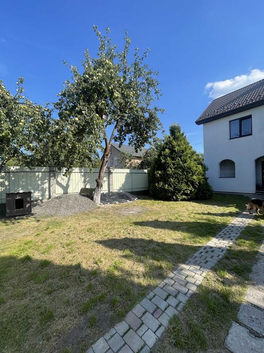 Продаж  окремого будинку+ магазин  в класній локаціі Солонка! Львів