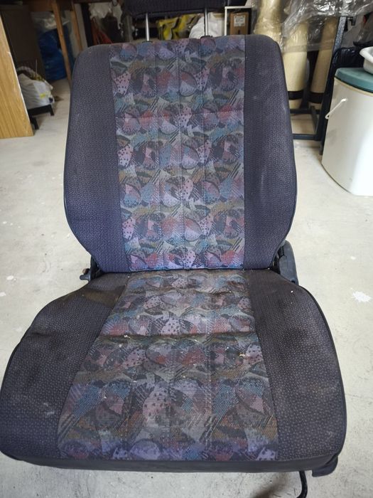 Conjunto de bancos de carro