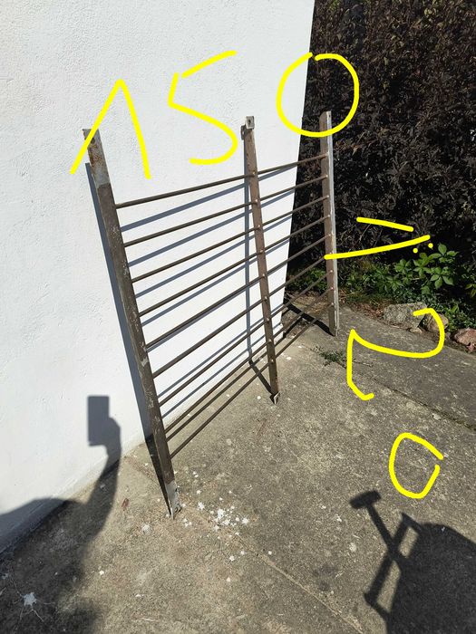 Kraty na okna  2 sztuki