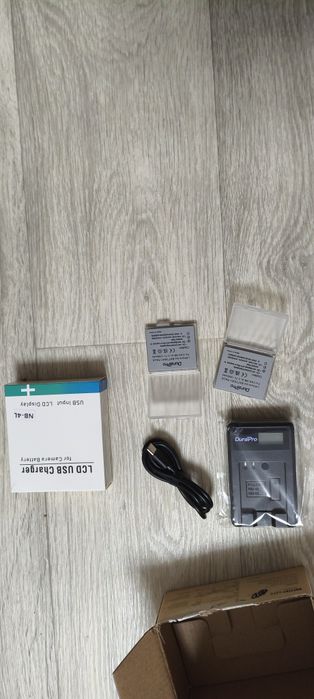 Зарядне та 2 акумулятори для Canon nb 4l