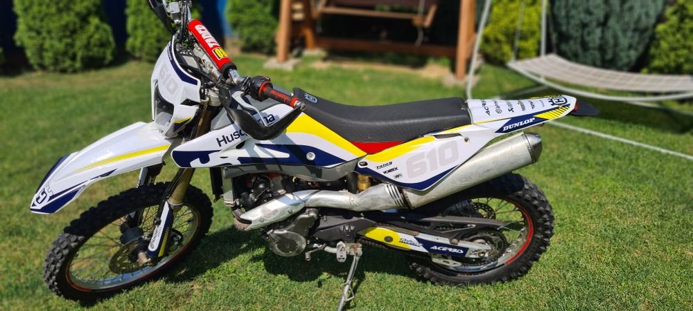 Мото ендуро Husqvarna 610