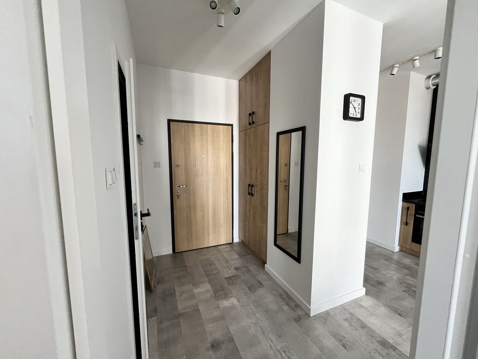 Mieszkanie 2 pok, hala + internet w cenie