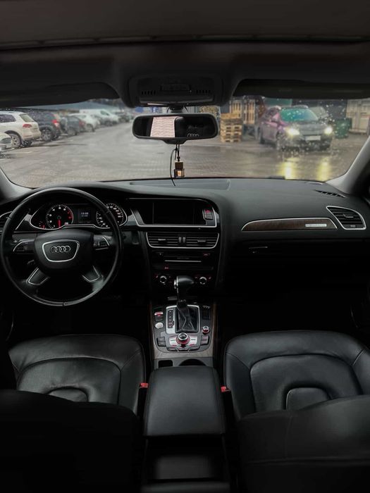 Продам Audi A4 B8