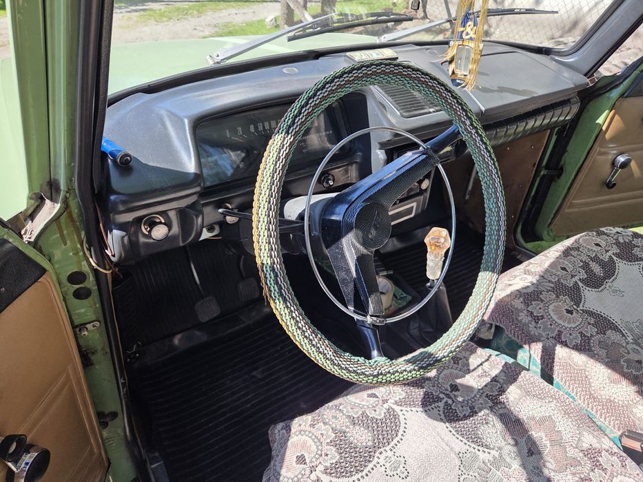 Автомобіль Москвич ИЖ 412
