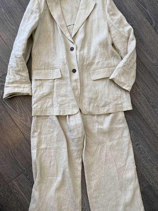 Жіночий лляний костюм Massimo Dutti