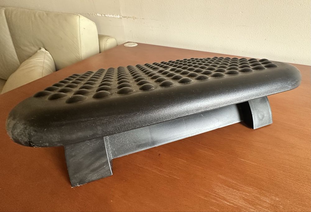 Apoio para os pés ergonómico