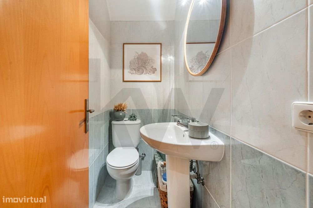 Apartamento T2 Duplex com 137 m2 em Vila Nova da Telha, Maia — Lugar d