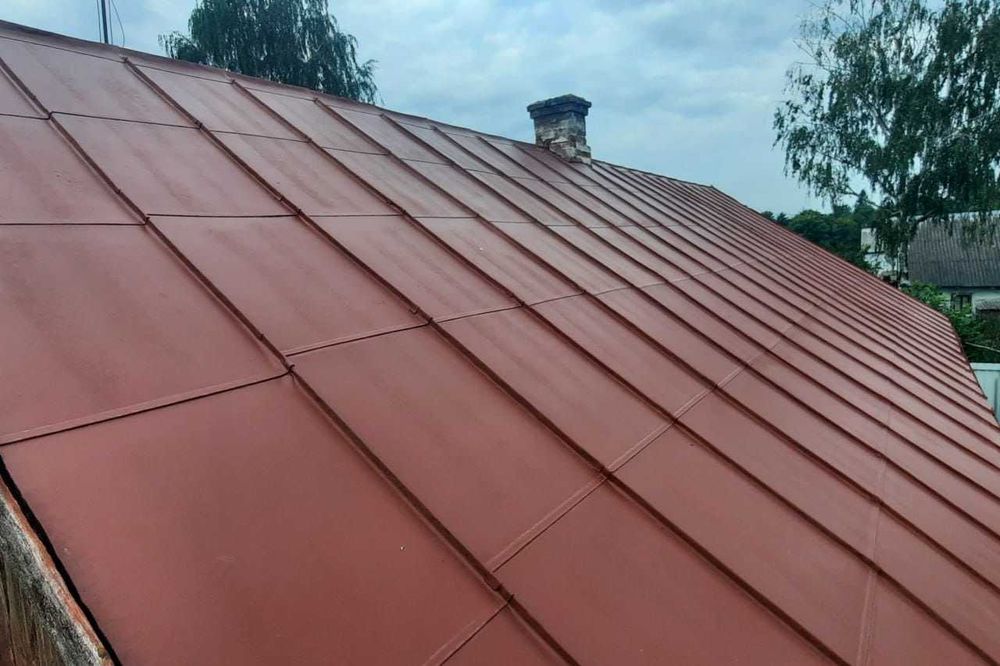 Професійне фарбування шиферних та металевих дахів мийка даху