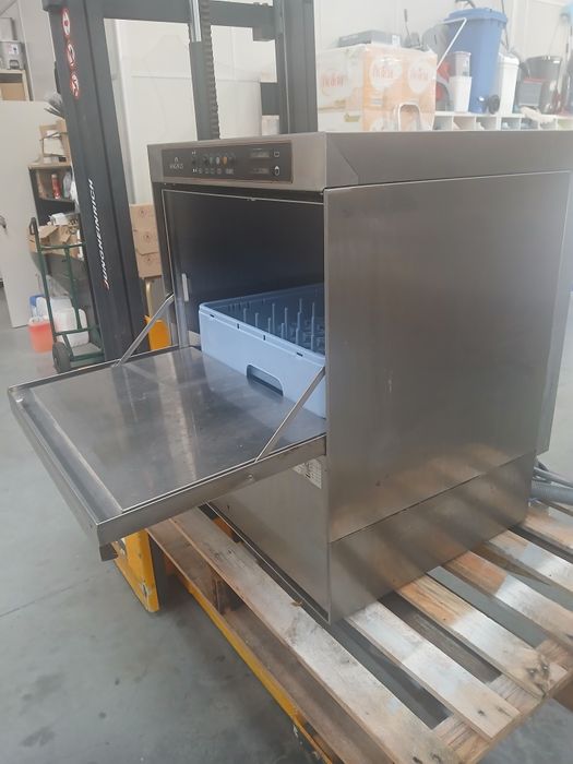 Vende-se máquina lavar louça Magnus AP50.32