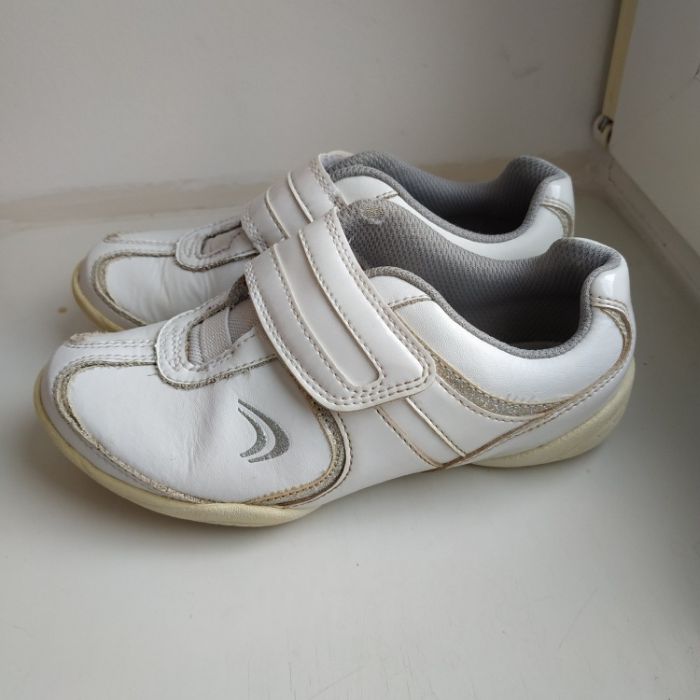 Шкіряні кросівки спортивні туфлі на дівчинку Clarks 12G 30р. 19.5 см.