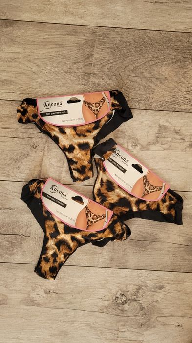 Ancona 3 pak majtek stringów w panterkę L
