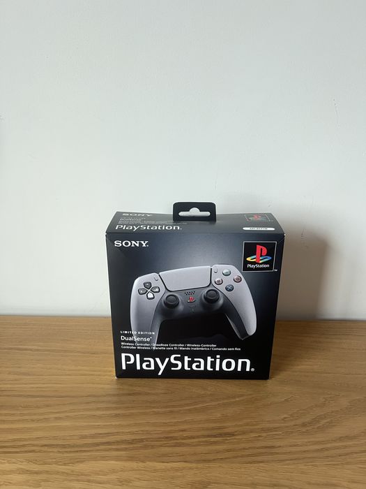 Comando PS5 PlayStation 5 DualSense 30th Anniversary Edition | Novo e Selado