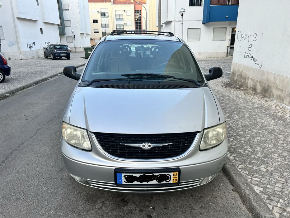 Chrysler voyager a venda
