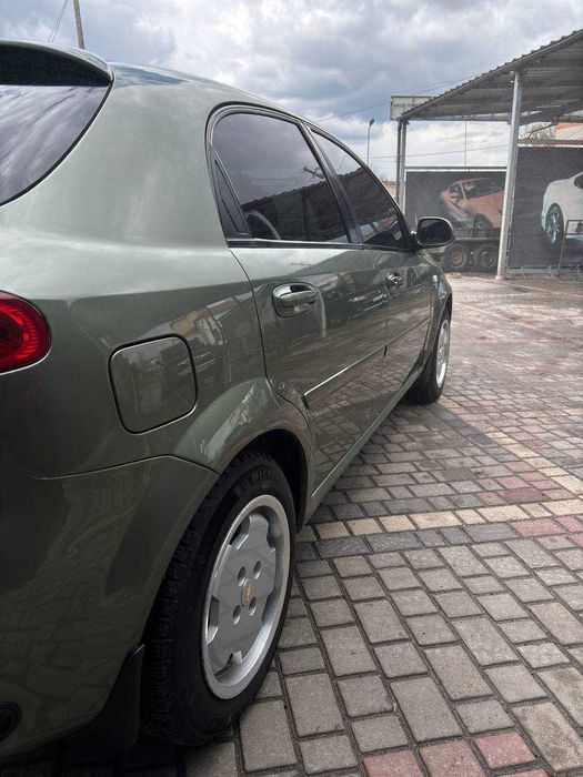 Chevrolet Lacetti Hatchback 1.8 ГБО4.