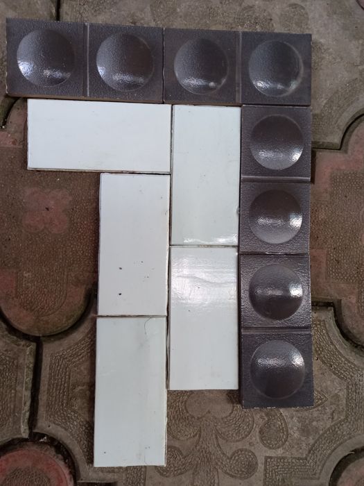 Плитка облицювальна зовнішня склянна