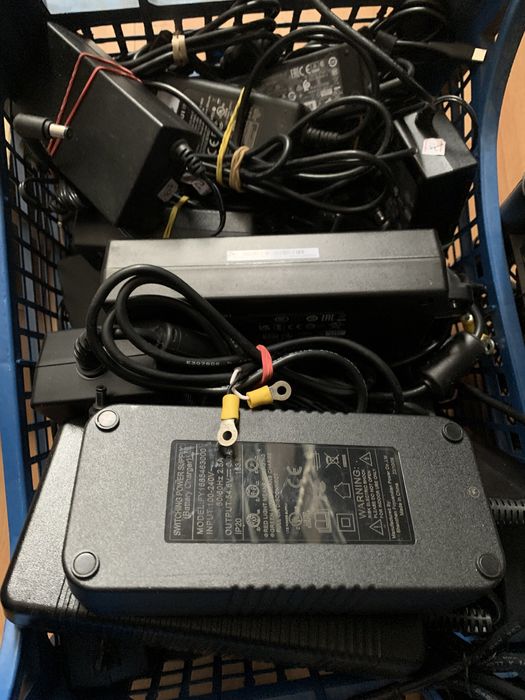 Блоки живлення 12V 15V 19V 20V 24V 42V 48V 54V для роутера принтера