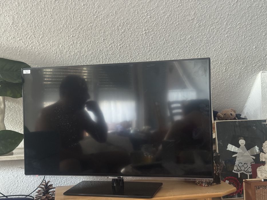 Panasonic моделі TX-L39EW6K без дефектів