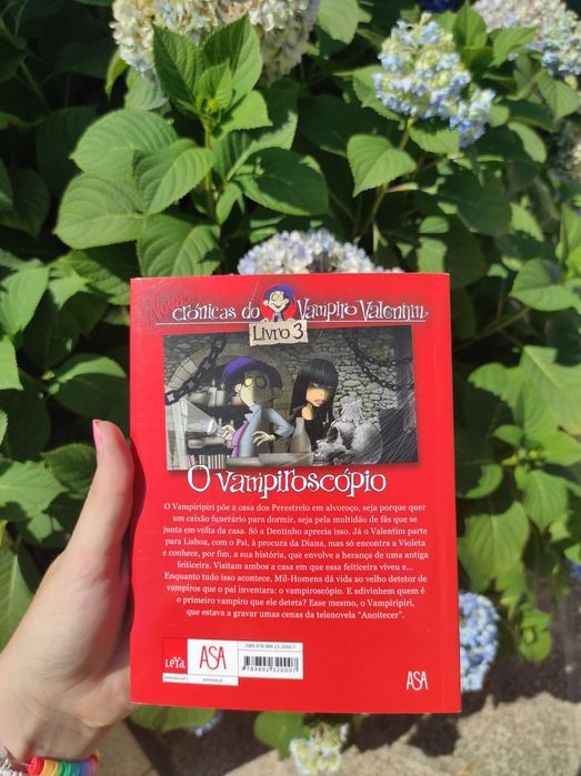 Livro "O Vampiroscópio"