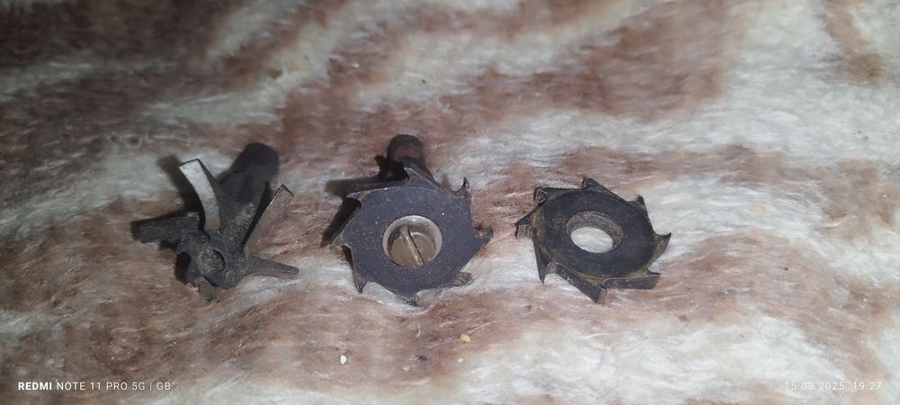 Sprzedam frezy 3 szt