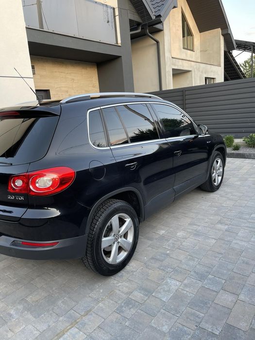 Volkswagen Tiguan 2010 рік.4×4.Обмін на Lexus gx.lx.Prado.