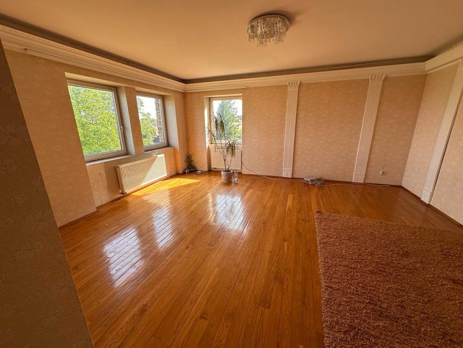 Продається 1/4 частина будинку, 266 м², біля Озерянки