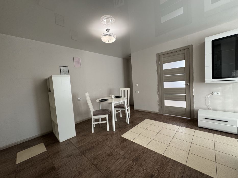 Центр / 2 - кімнати / вул Руська / до 4х осіб /Звітні документи