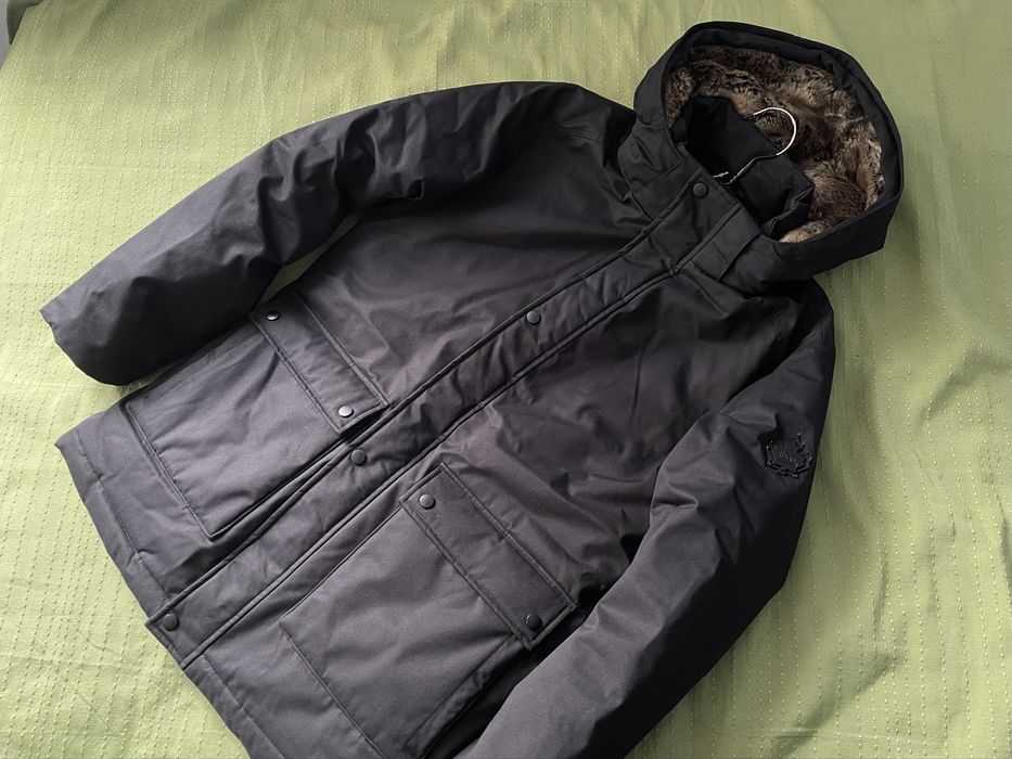 Czarna zimowa męska kurtka, parka puchowa Canada rozmiar M