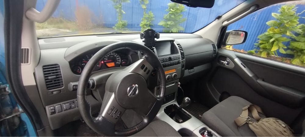 Nisan Navara  2,5 CDI