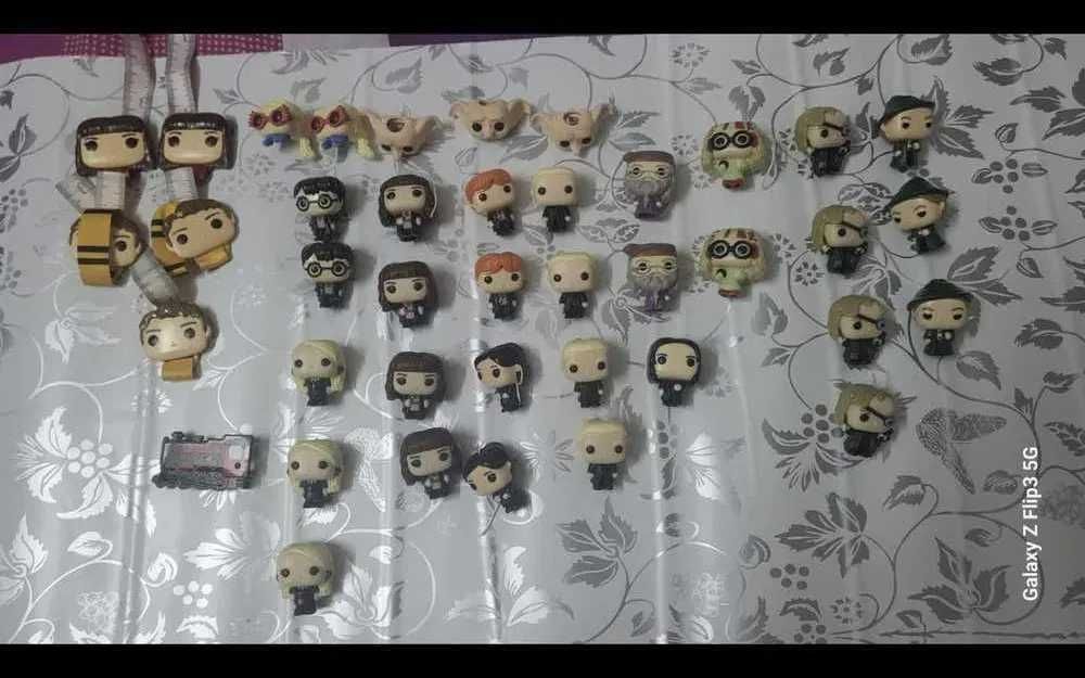 Kinder joy Karry Potter
TROCO OU VENDO POR Funko DC kinder joy