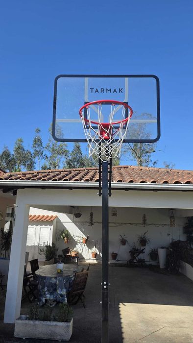 Tabela de basquetebol base com desvio especial dunk ajustável